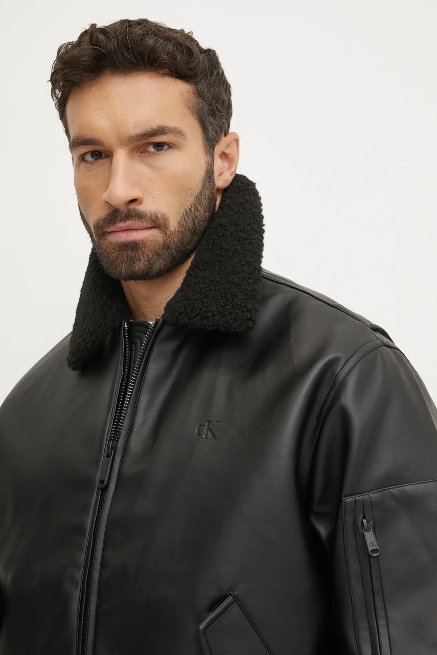 Куртка Calvin Klein Jeans чоловіча колір чорний перехідна J30J326729 