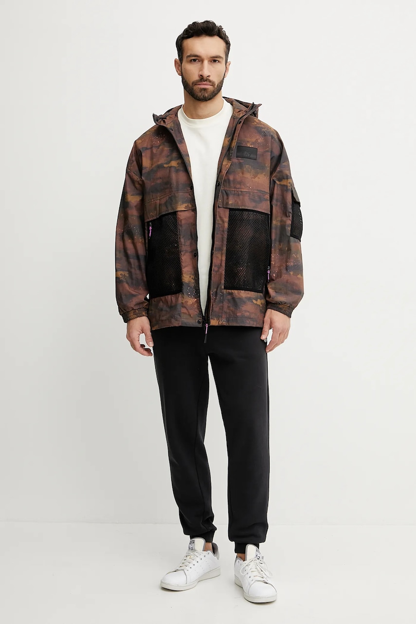 Куртка EA7 Emporio Armani цвет коричневый переходная AF13154.7M000320 Куртка EA7 Emporio Armani цвет коричневый переходная AF13154.7M000320