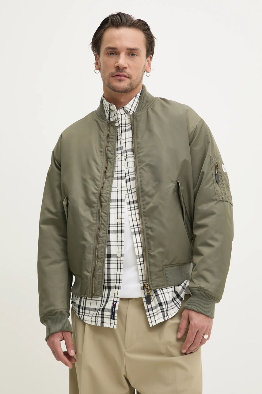 Levně Bomber bunda Guess Jeans zelená barva, přechodná, M5RL81 WHAA2
