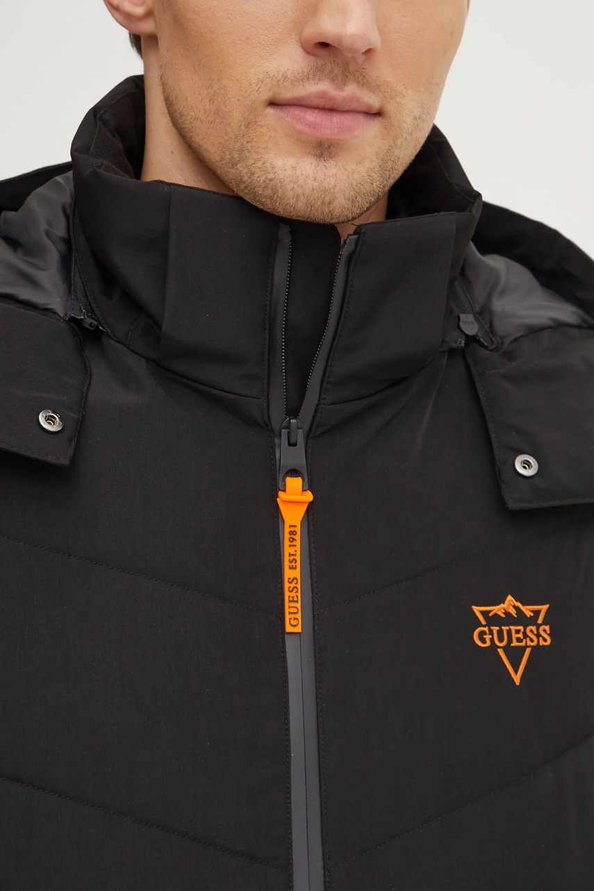 Μπουφάν για σκι Guess χρώμα: μαύρο, M4PL3U WH0K0 φωτογραφία