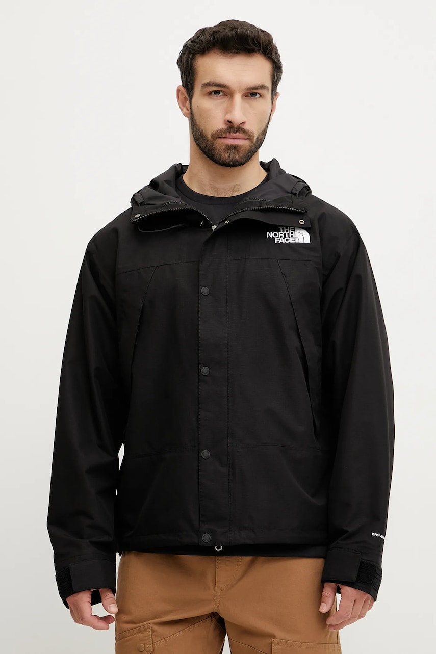 The North Face geaca Dryvent Mono Mountain culoarea negru, de tranzitie, oversize, NF0A88XFJK31 The North Face geaca Dryvent Mono Mountain culoarea negru, de tranzitie, oversize, NF0A88XFJK31