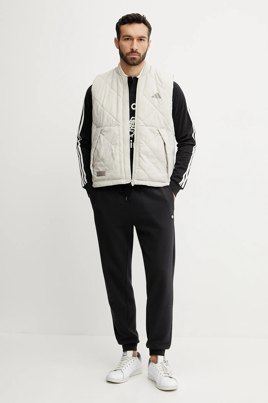 Безрукавка adidas x Mercedes цвет бежевый переходная JW3085