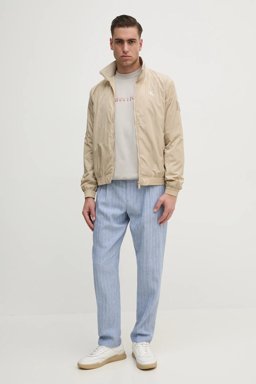 Куртка Calvin Klein Jeans цвет бежевый переходная J30J327373 Куртка Calvin Klein Jeans цвет бежевый переходная J30J327373