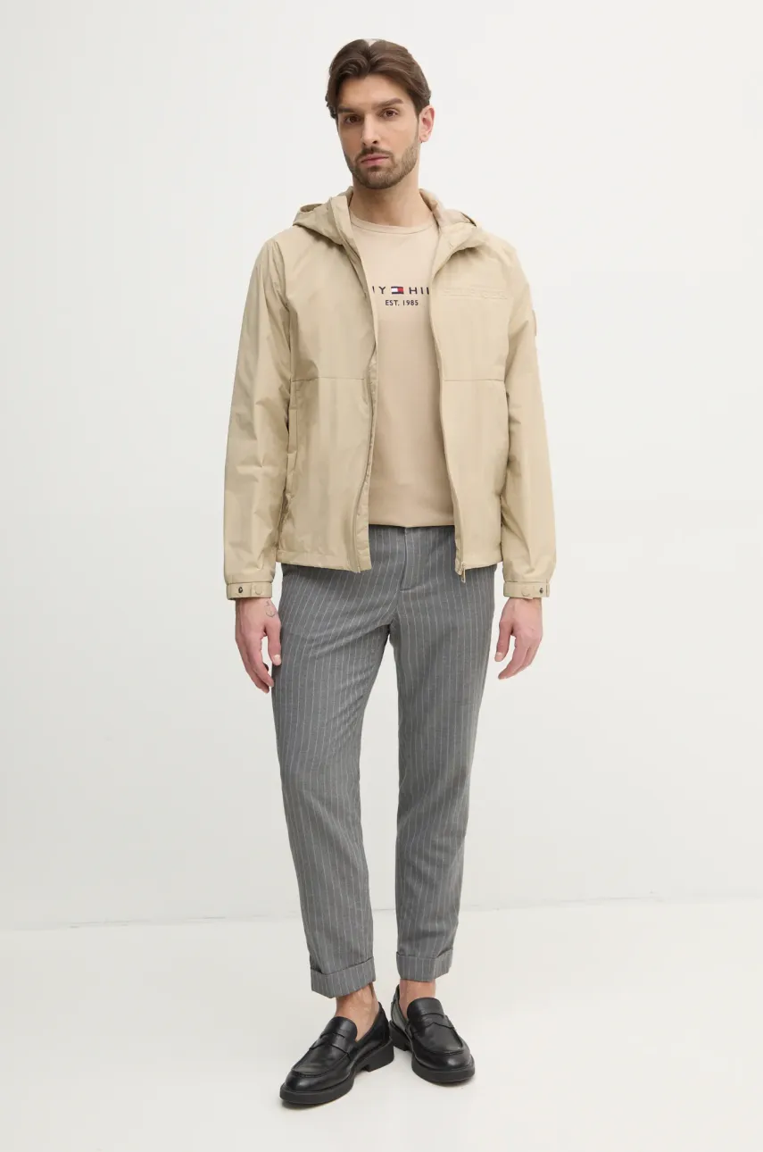 Куртка Tommy Hilfiger мужская цвет бежевый переходная MW0MW38905 Куртка Tommy Hilfiger мужская цвет бежевый переходная MW0MW38905