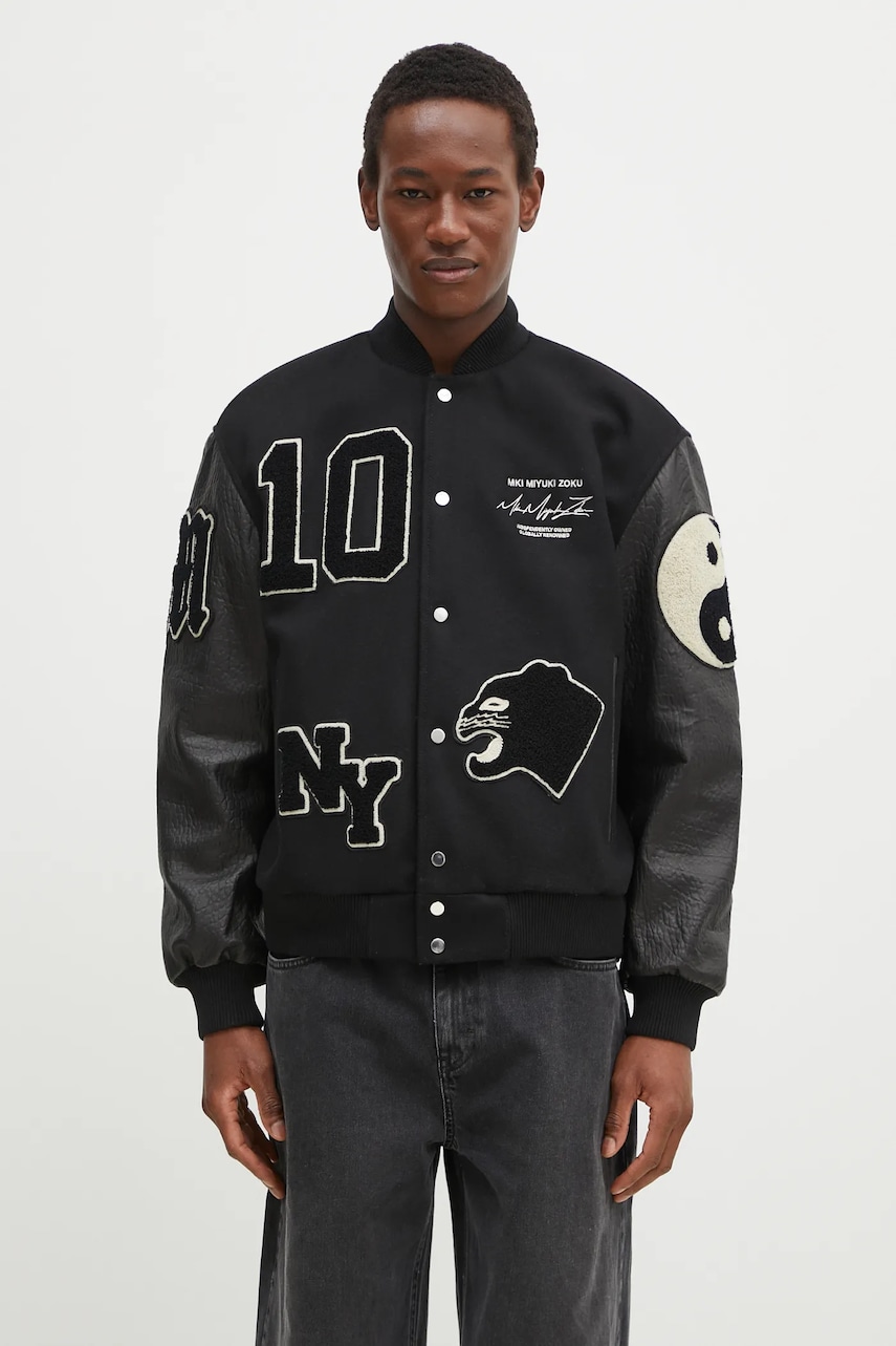 MKI MIYUKI ZOKU jacheta bomber din lana Patch Varsity culoarea negru, de tranzitie, PATCH.VARSITY.BLACK MKI MIYUKI ZOKU jacheta bomber din lana Patch Varsity culoarea negru, de tranzitie, PATCH.VARSITY.BLACK