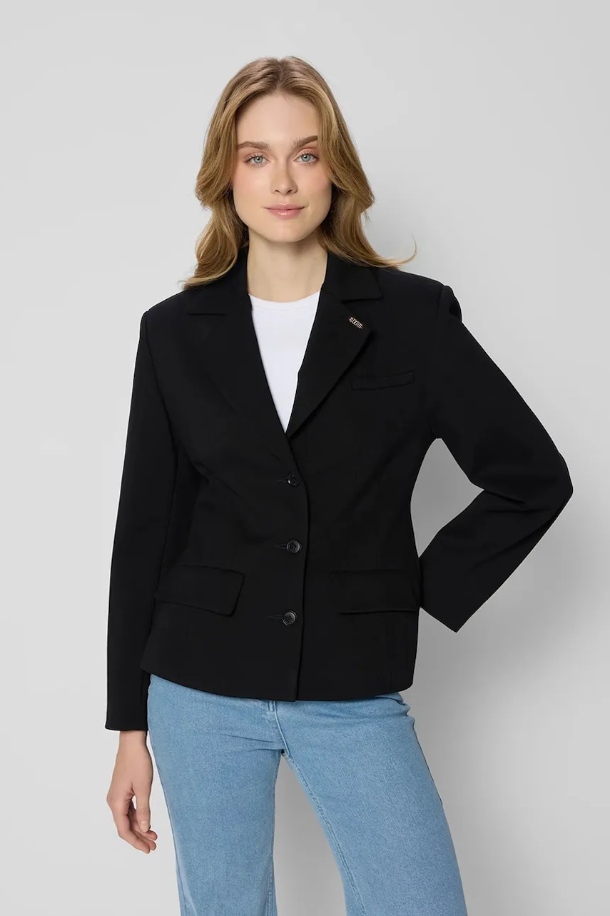 Bizuu sacou JARDYNI culoarea negru, un singur rand de nasturi, neted, JARDYNI CZARNY KW25 Bizuu sacou JARDYNI culoarea negru, un singur rand de nasturi, neted, JARDYNI CZARNY KW25