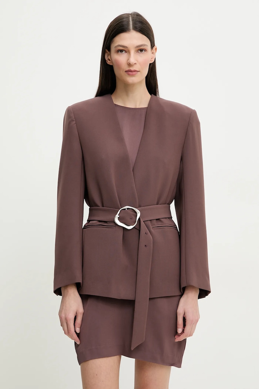 ISABELLE BLANCHE sacou culoarea maro, un singur rand de nasturi, uni, IS25SS-J040-T008 ISABELLE BLANCHE sacou culoarea maro, un singur rand de nasturi, uni, IS25SS-J040-T008