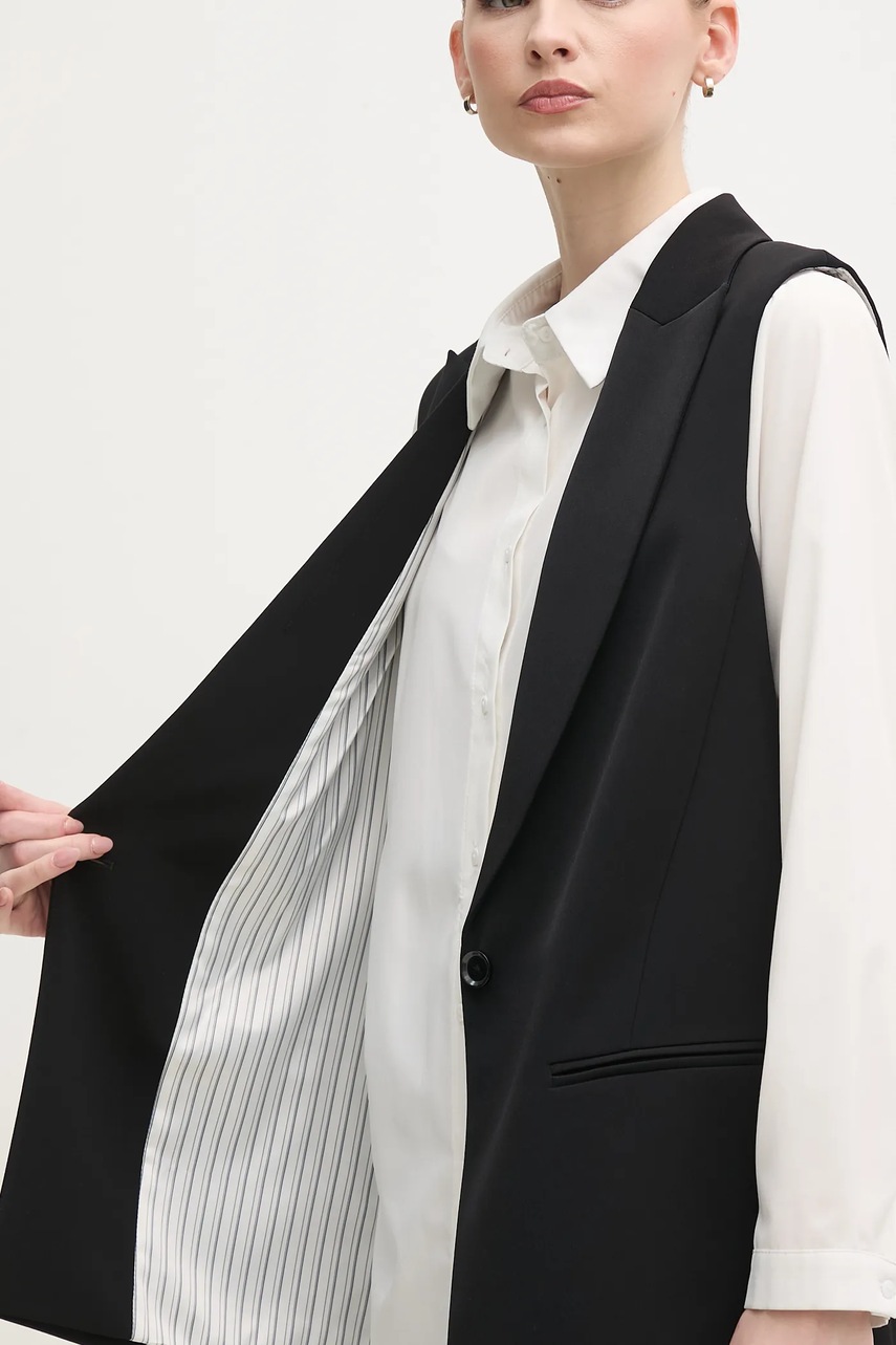 Vesta Marc Aurel (obrázek 6)