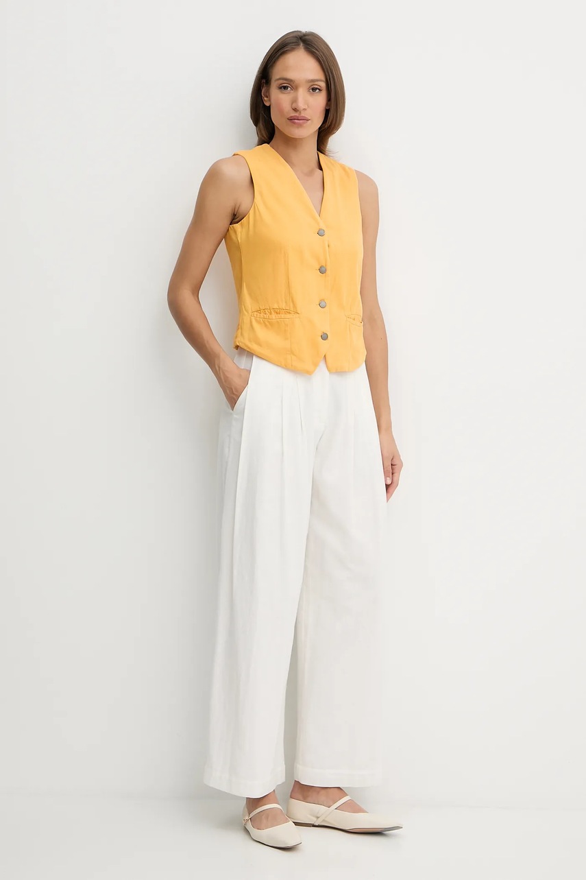 Безрукавка United Colors of Benetton цвет жёлтый однобортная 2LEDDJ00G