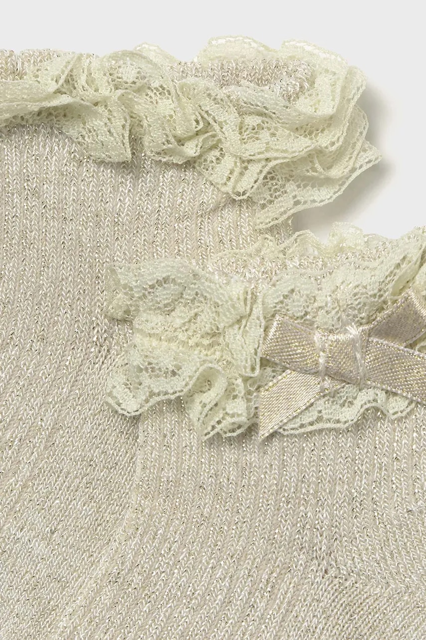 Детские носки Mayoral Newborn цвет золотой 9868 Детские носки Mayoral Newborn цвет золотой 9868