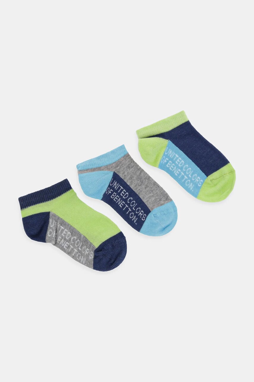 United Colors of Benetton sosete 3-pack culoarea gri, 6AO507044