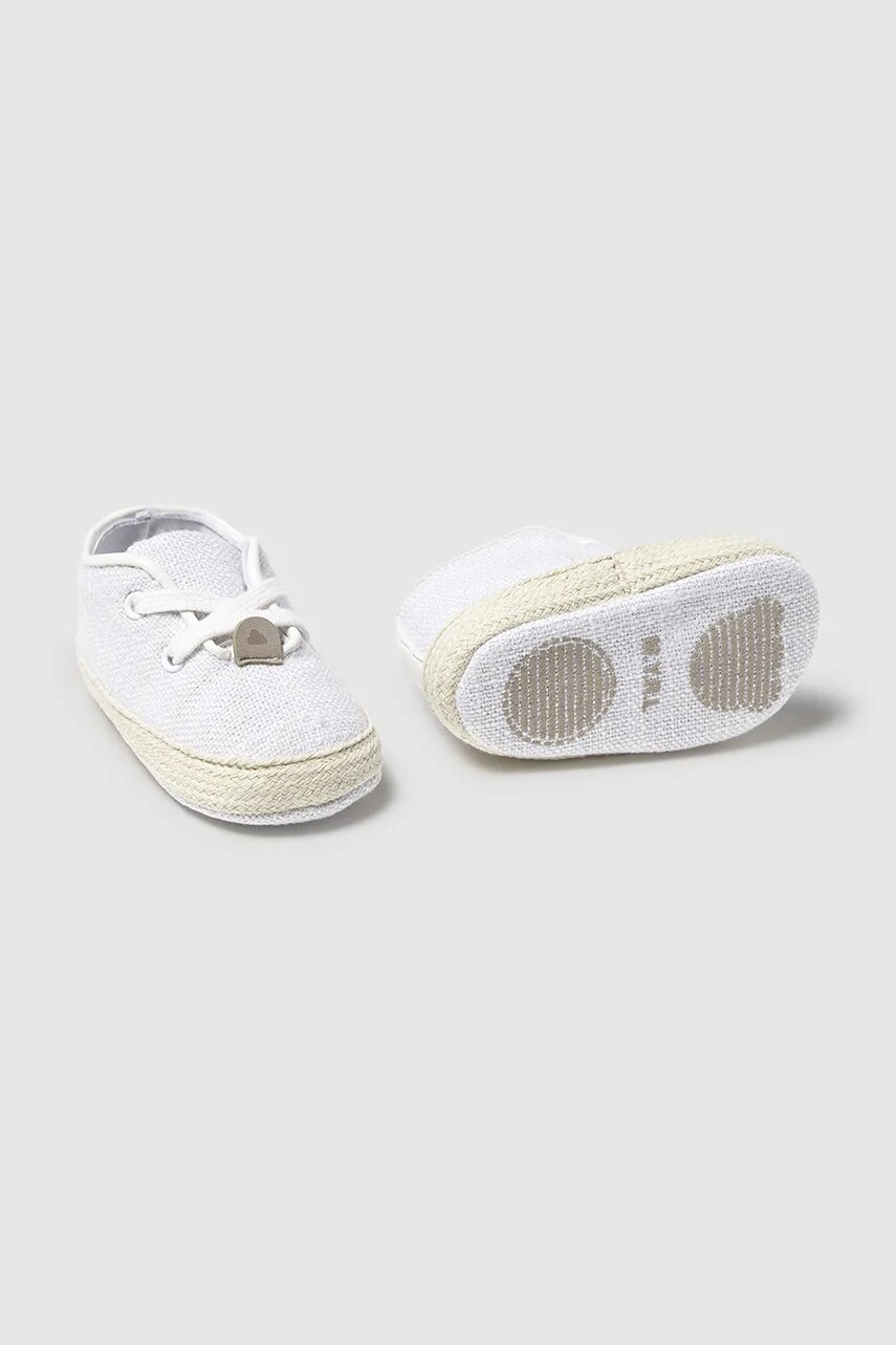Mayoral Newborn pantofi pentru bebelusi culoarea bej, 9896