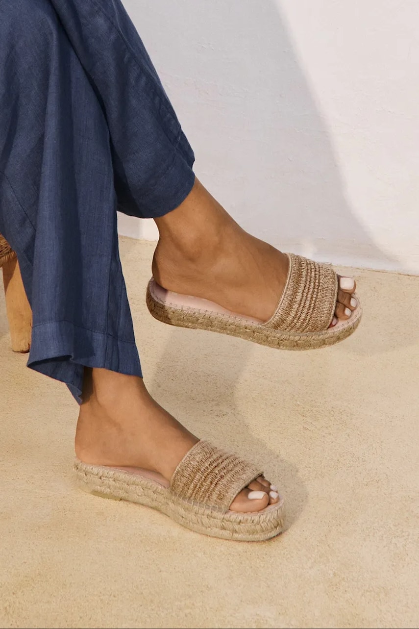 Manebi papuci Double Sole Slides femei, culoarea bej, cu platforma, H 1.5 DS Manebi papuci Double Sole Slides femei, culoarea bej, cu platforma, H 1.5 DS