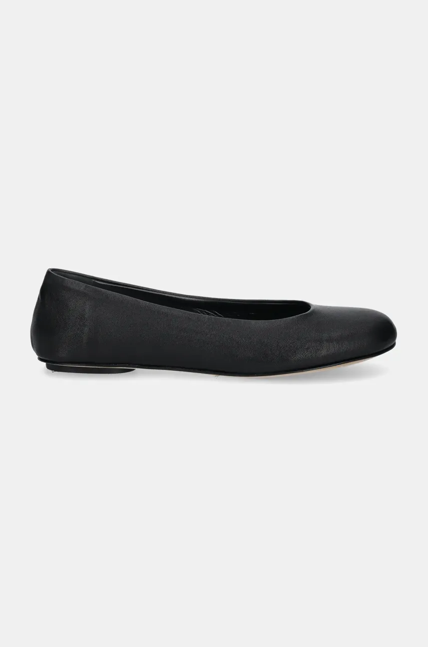 Кожаные балетки Weekend Max Mara TODI цвет чёрный  2515521074600 Кожаные балетки Weekend Max Mara TODI цвет чёрный  2515521074600