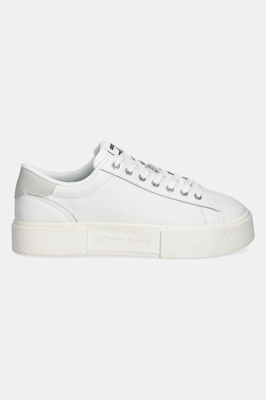 Кожаные кроссовки Tommy Jeans TJW FLATFORM SNEAKER цвет белый EN0EN02698 Кожаные кроссовки Tommy Jeans TJW FLATFORM SNEAKER цвет белый EN0EN02698