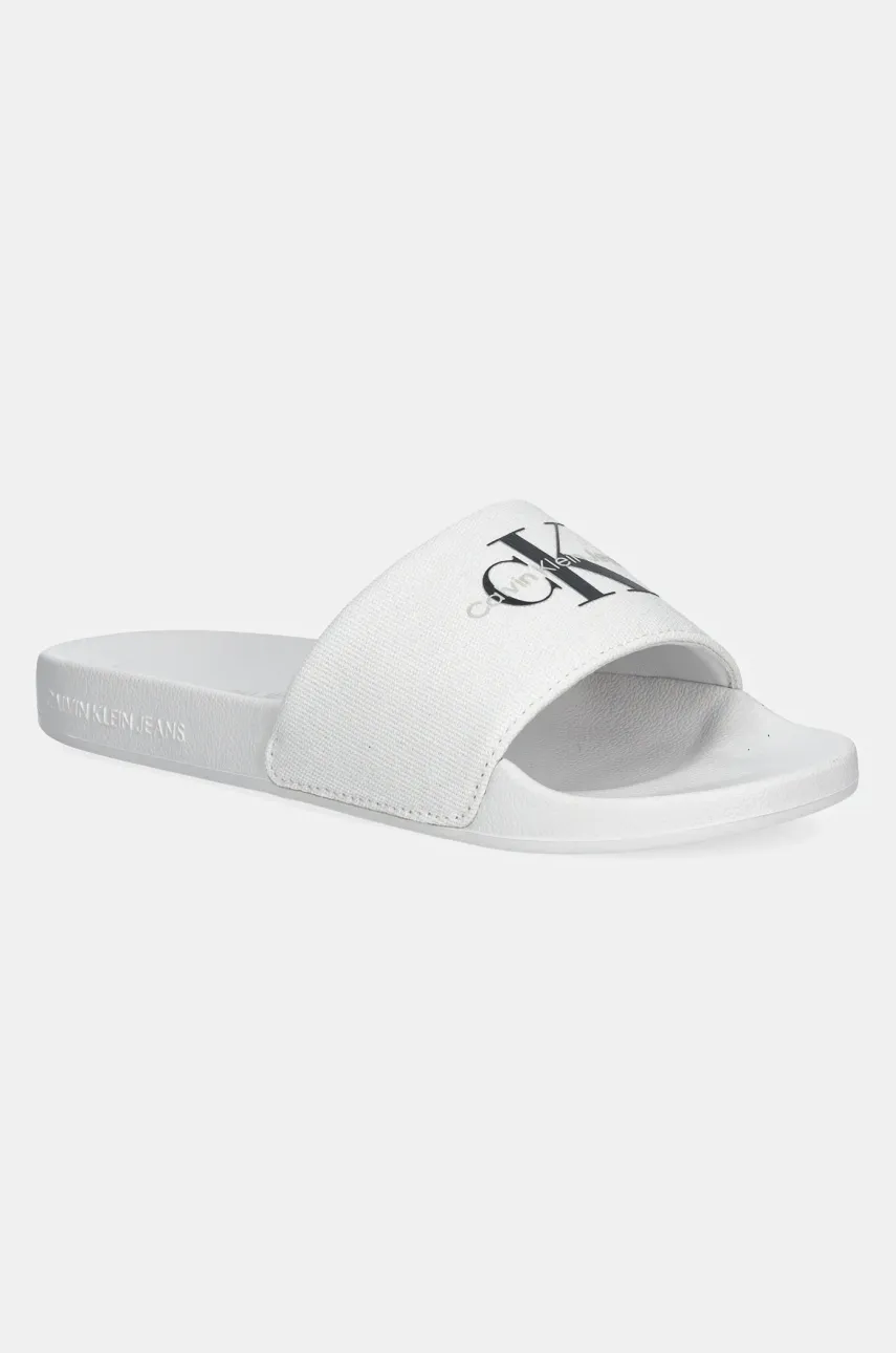 Natikači Calvin Klein Jeans SLIDE MONOGRAM WMNS ženski, Bela Barva, YW0YW01835