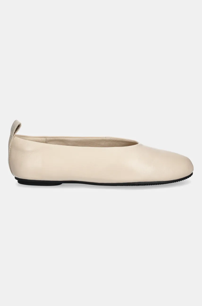 Кожаные балетки Calvin Klein Jeans BALLERINA LEATHER цвет бежевый YW0YW01803 Кожаные балетки Calvin Klein Jeans BALLERINA LEATHER цвет бежевый YW0YW01803
