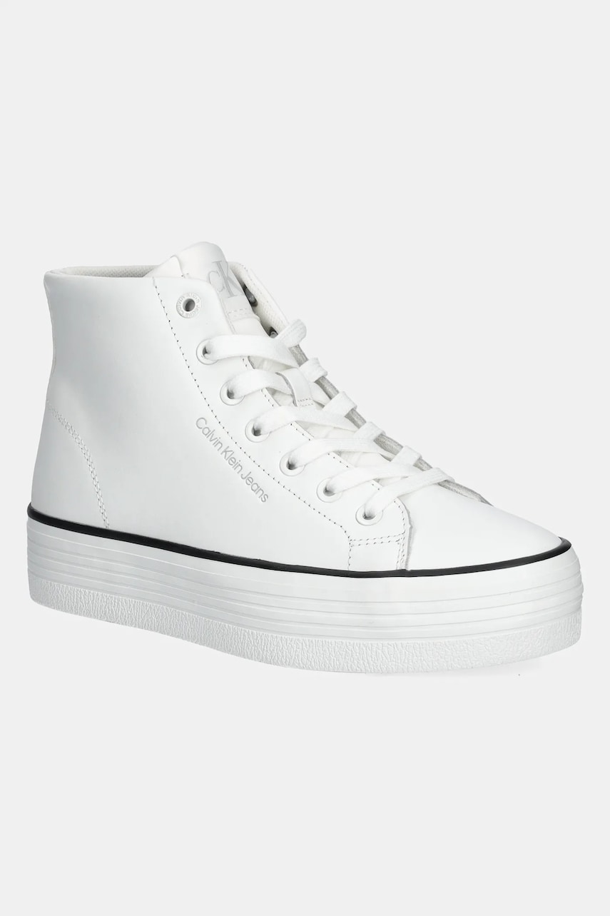 Levně Kožené kecky Calvin Klein Jeans BOLD VULC FLATF MID LTH IN dámské, bílá barva, YW0YW01634