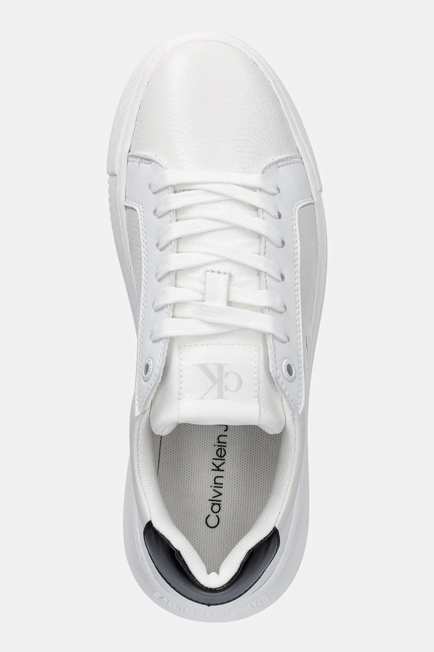 Αθλητικά Calvin Klein Jeans CHUNKY CUPSOLE LOW MG χρώμα: άσπρο, YW0YW01769 φωτογραφία