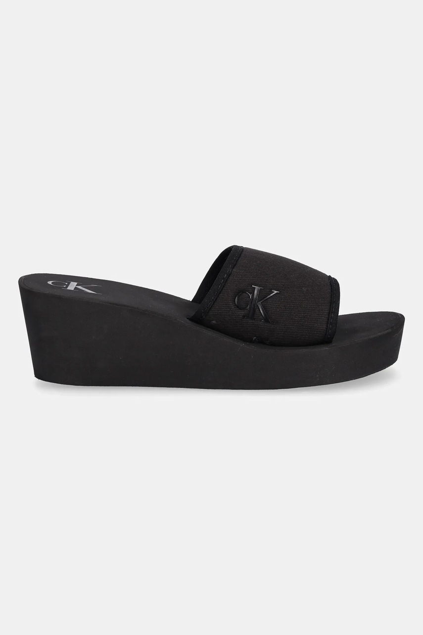 Шлепанцы Calvin Klein Jeans BEACH WEDGE SLIDE CANVAS цвет чёрный на платформе YW0YW01725