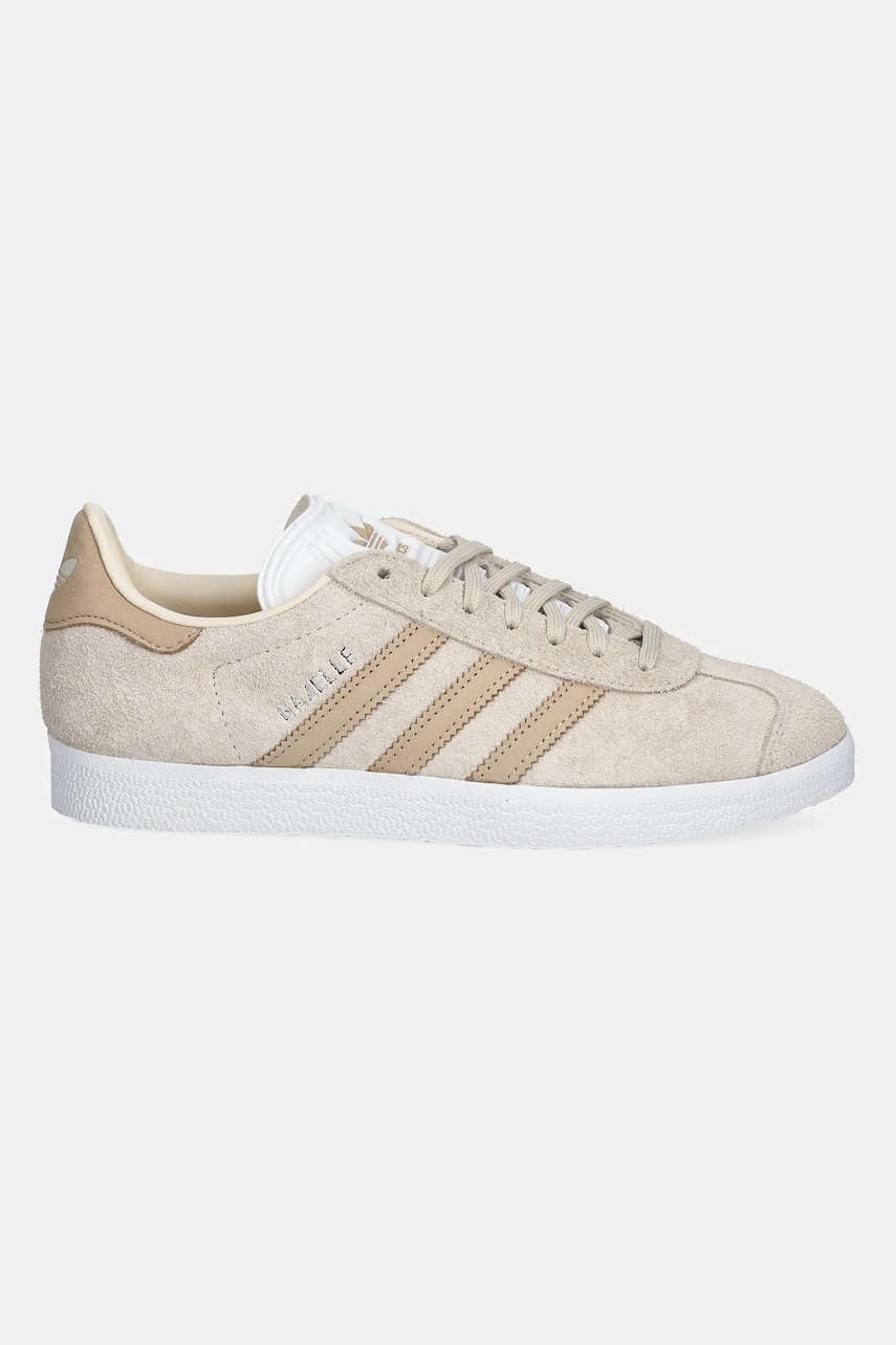 Замшевые кроссовки adidas Originals Gazelle цвет бежевый JH7215 Замшевые кроссовки adidas Originals Gazelle цвет бежевый JH7215