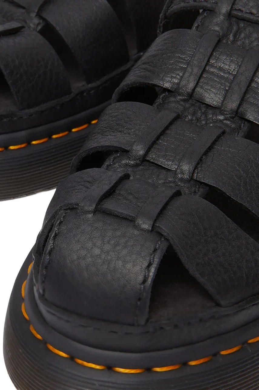 Δερμάτινα σανδάλια Dr. Martens Wrenlie χρώμα: μαύρο, DM31524001 φωτογραφία