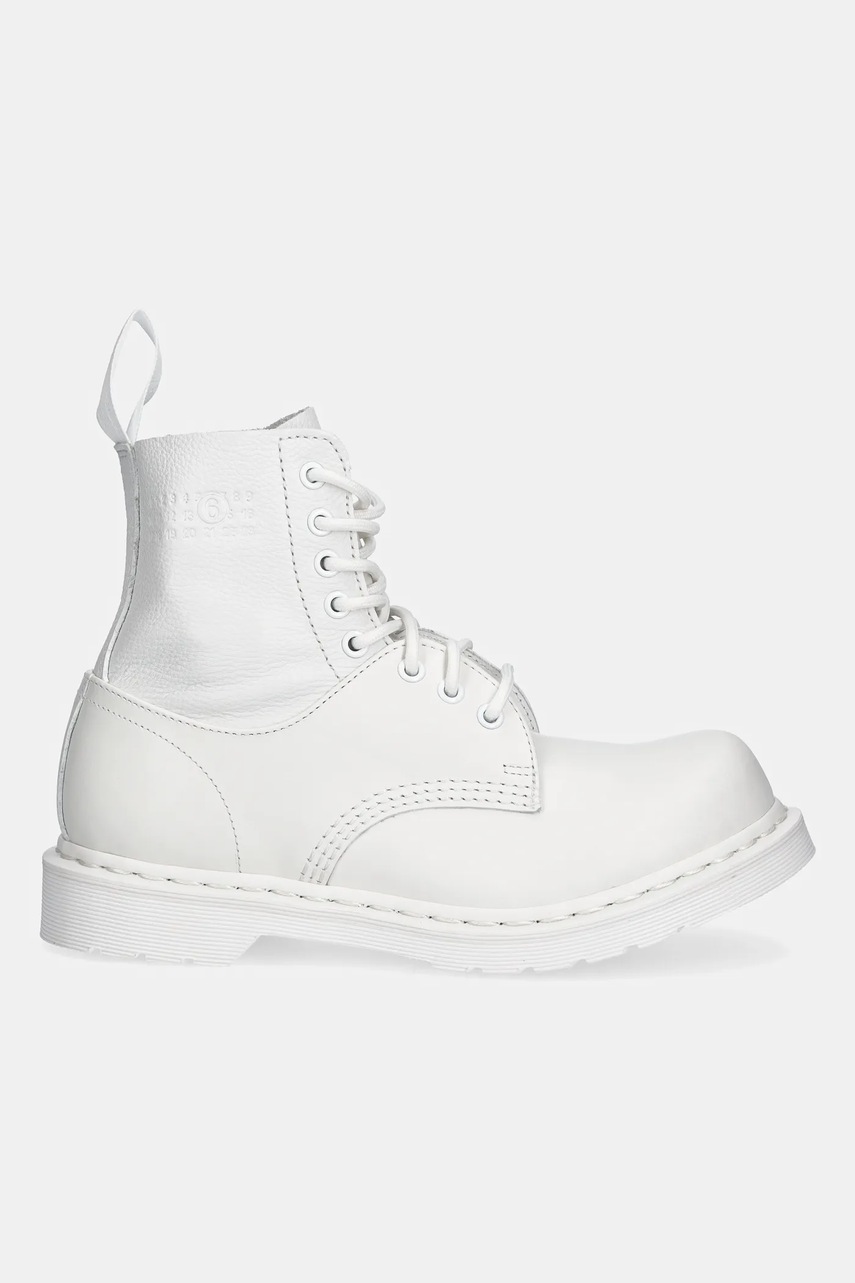 Кожаные полусапоги MM6 Maison Margiela x Dr. Martens цвет белый на платформе S66WU0128