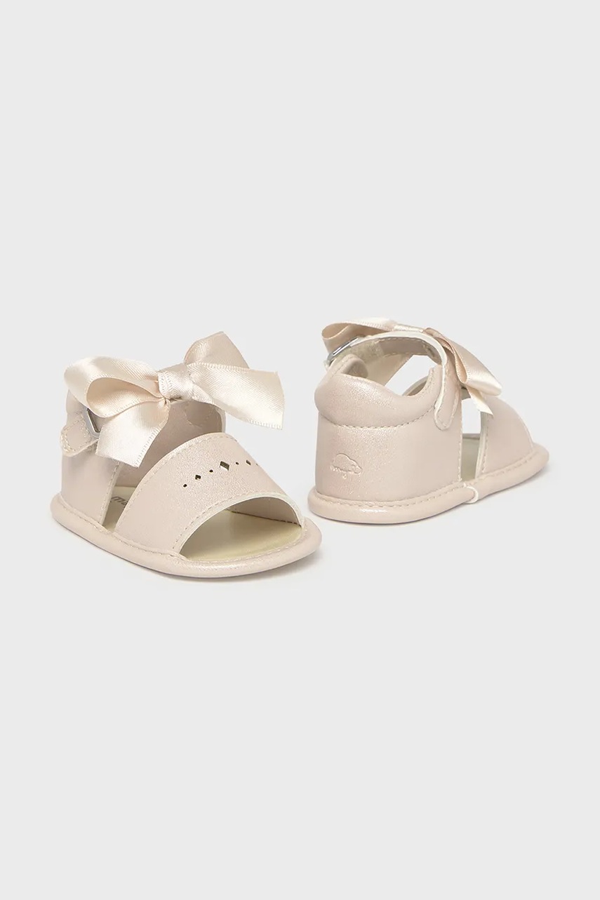 Mayoral Newborn pantofi pentru bebelusi culoarea bej, 9898