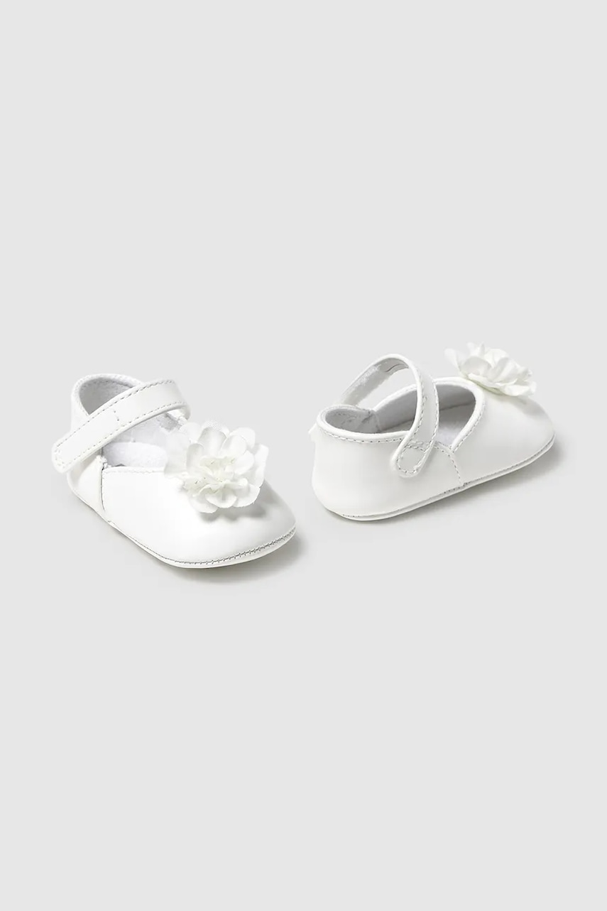 Mayoral Newborn pantofi pentru bebelusi culoarea alb, 9902
