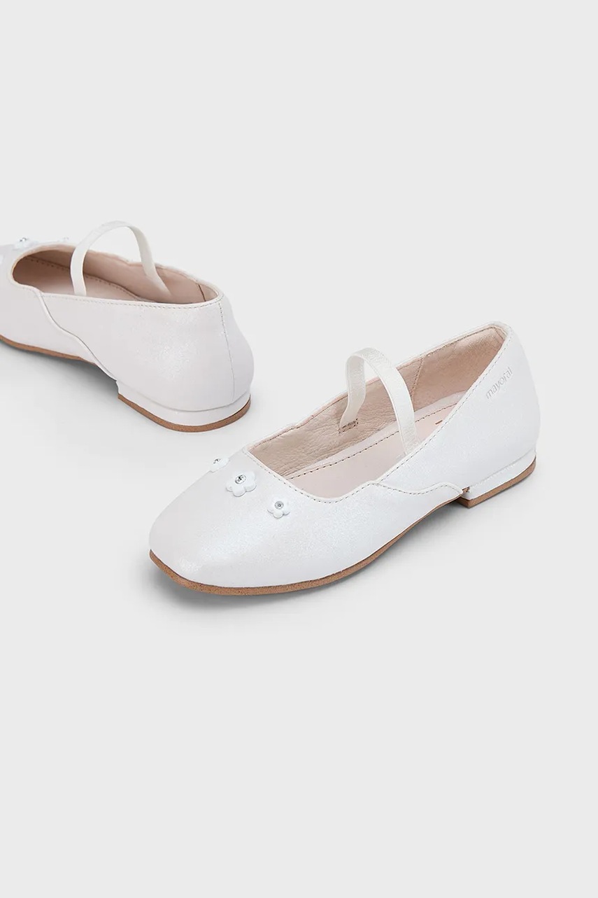Дитячі балетки Mayoral колір білий 45619 Дитячі балетки Mayoral колір білий 45619
