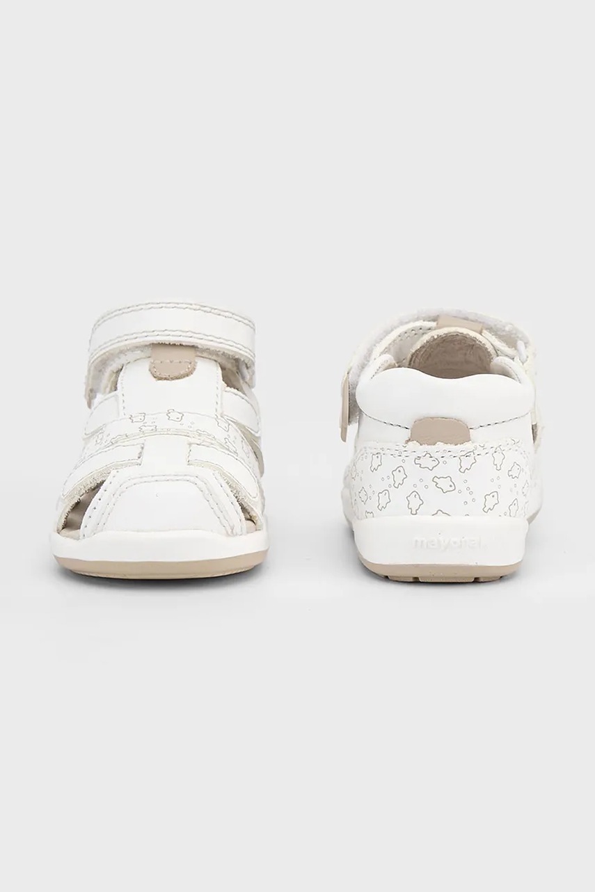 Детские кожаные сандалии Mayoral цвет белый 41654