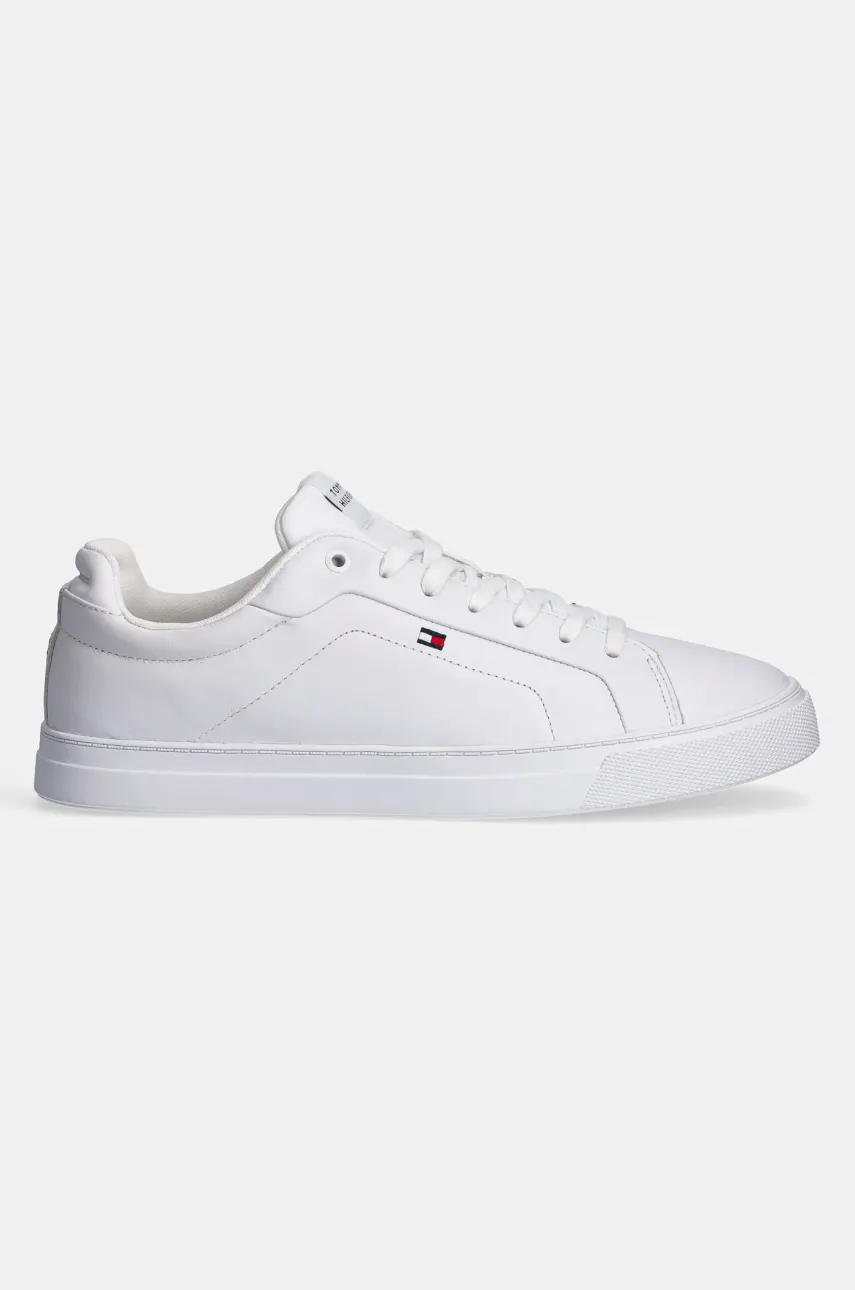 Кожаные кроссовки Tommy Hilfiger ICON COURT LTH FLAG ESS цвет белый FM0FM05317 Кожаные кроссовки Tommy Hilfiger ICON COURT LTH FLAG ESS цвет белый FM0FM05317