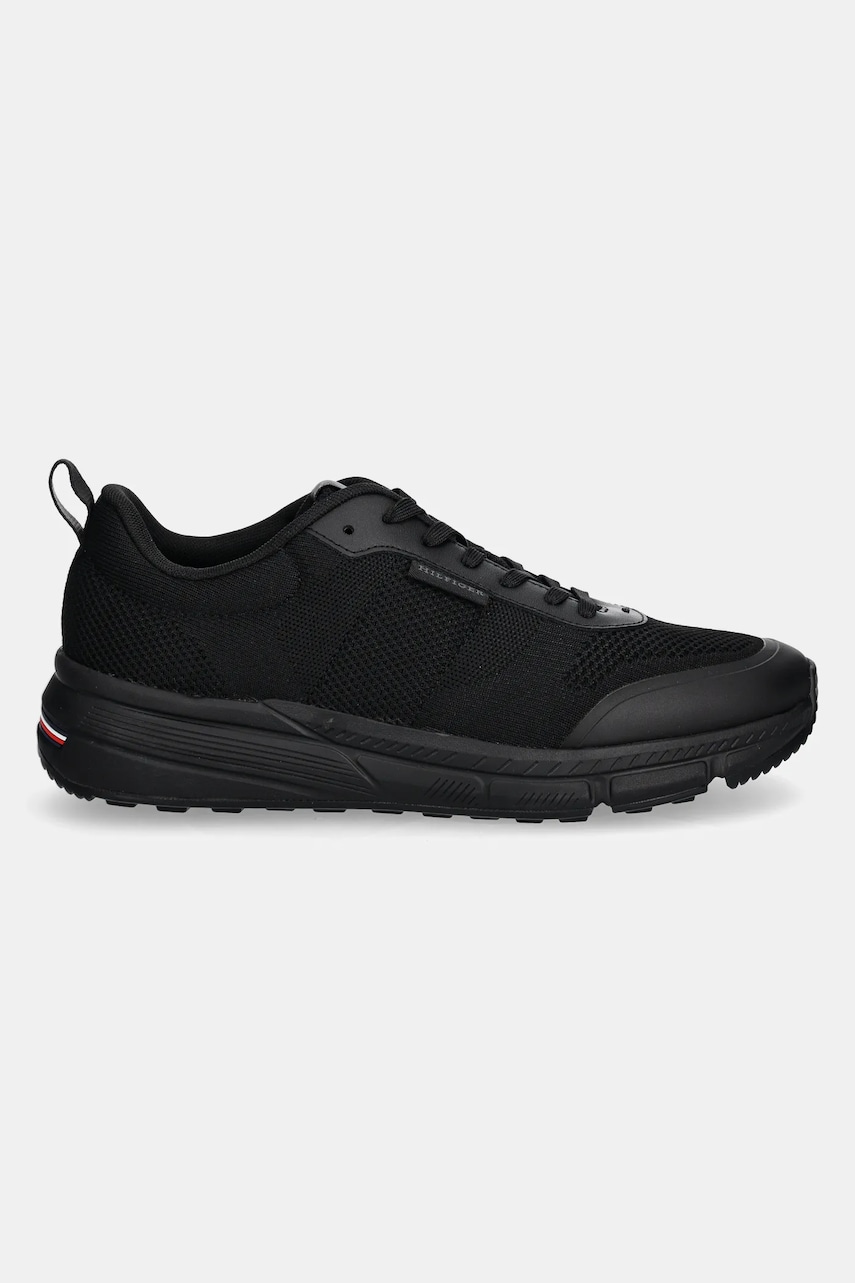 Кроссовки Tommy Hilfiger LIGHTWEIGHT MODERN KNIT RUNNER цвет чёрный FM0FM05326 Кроссовки Tommy Hilfiger LIGHTWEIGHT MODERN KNIT RUNNER цвет чёрный FM0FM05326