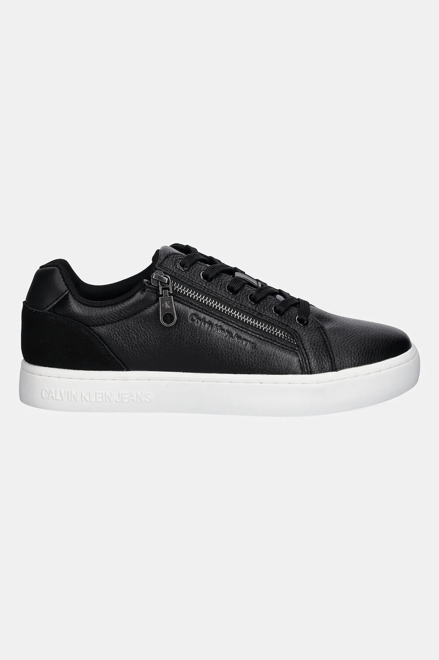 Кожаные кроссовки Calvin Klein Jeans CLASSIC CUPSOLE ZIP LOW IN цвет чёрный YM0YM01254 Кожаные кроссовки Calvin Klein Jeans CLASSIC CUPSOLE ZIP LOW IN цвет чёрный YM0YM01254