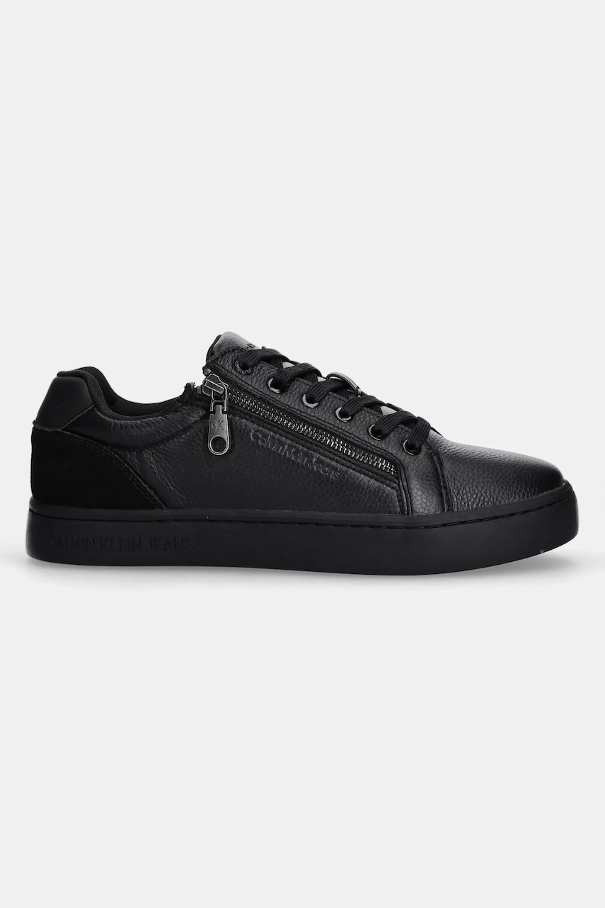 Кожаные кроссовки Calvin Klein Jeans CLASSIC CUPSOLE ZIP LOW IN цвет чёрный YM0YM01254 Кожаные кроссовки Calvin Klein Jeans CLASSIC CUPSOLE ZIP LOW IN цвет чёрный YM0YM01254