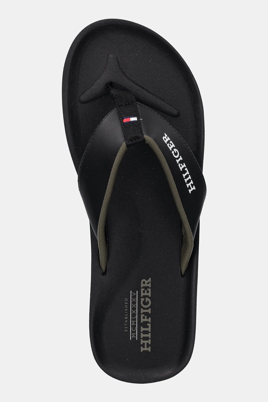 Σαγιονάρες Tommy Hilfiger PADDED COMFORT HILFIGER B SANDAL χρώμα: μαύρο, FM0FM05440 φωτογραφία
