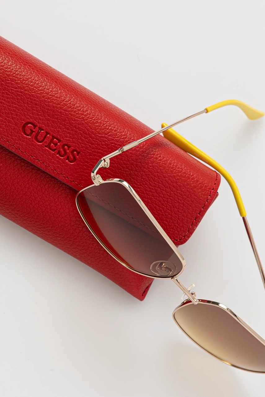 Guess napszemüveg sárga, GU7906-H 32F termék 2. képe