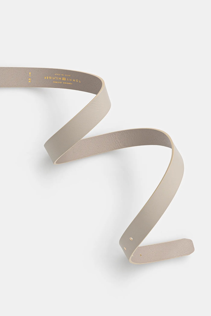 Кожаный ремень Tommy Hilfiger цвет чёрный AW0AW17279