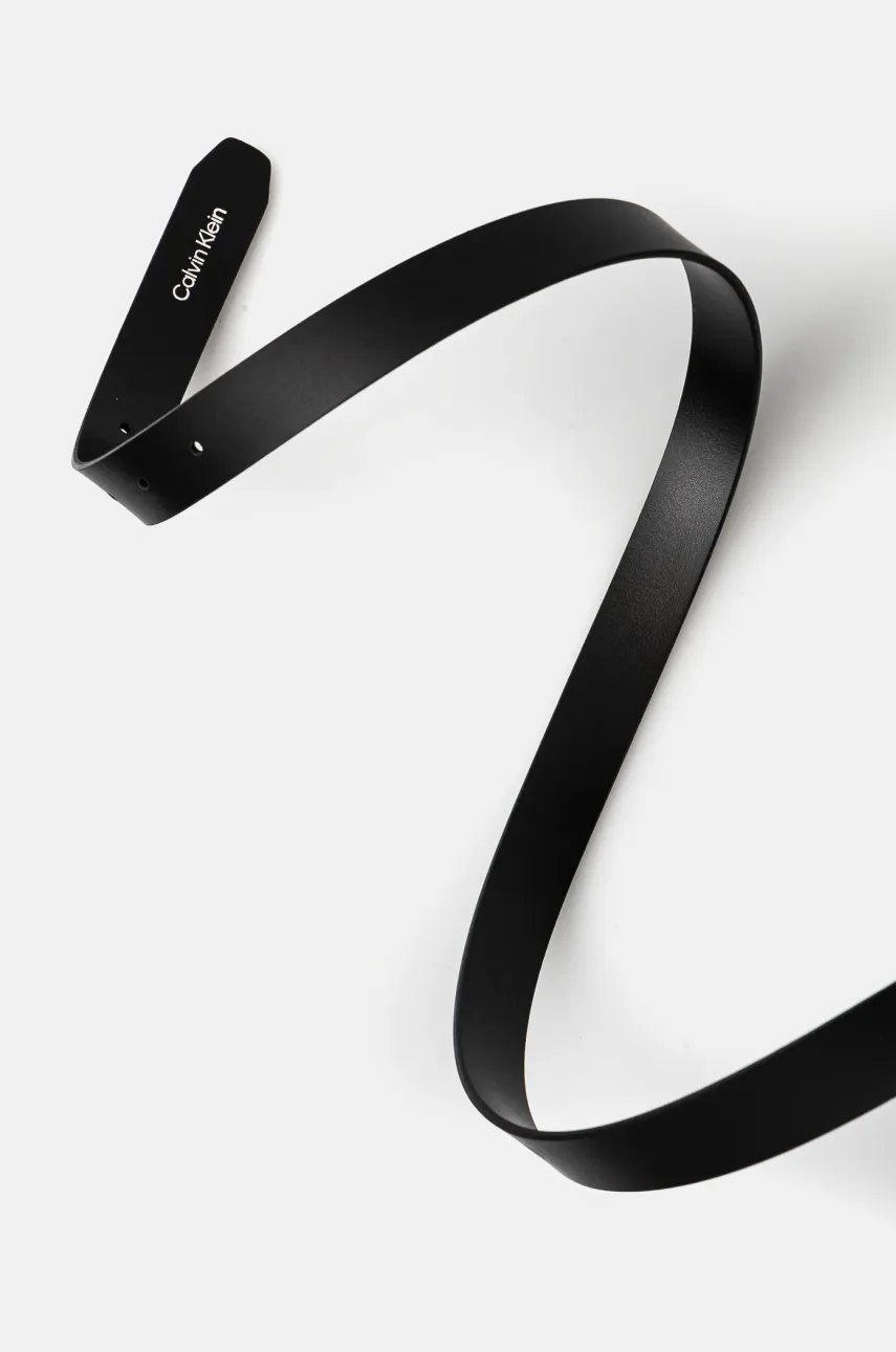 Кожаный ремень Calvin Klein женский цвет чёрный K60K613234 Кожаный ремень Calvin Klein женский цвет чёрный K60K613234