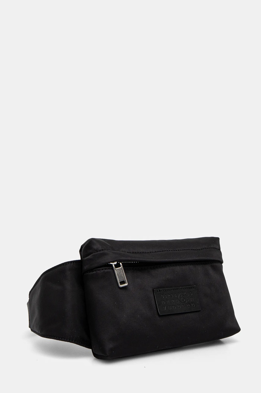 Сумка на пояс MM6 Maison Margiela цвет чёрный SB5WB0001.P6416 Сумка на пояс MM6 Maison Margiela цвет чёрный SB5WB0001.P6416