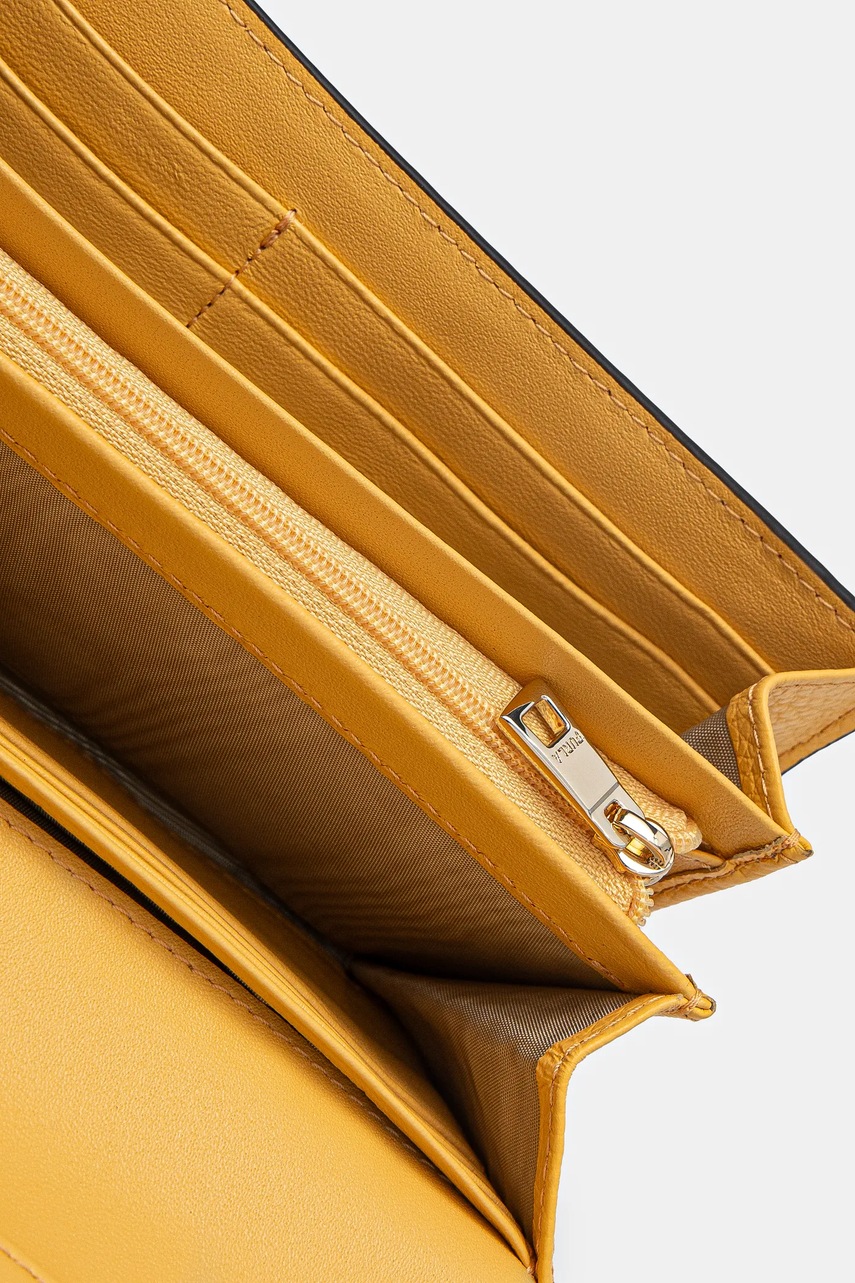 Шкіряний гаманець Furla жіночий колір жовтий WP00317 HSF000 CRE00 