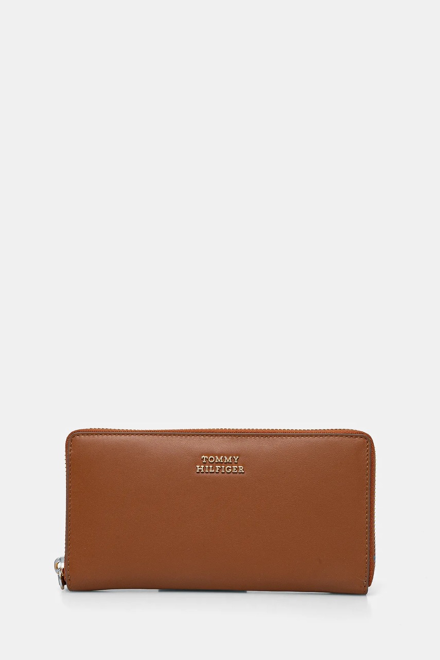 

Кожен портфейл Tommy Hilfiger дамски в кафяво AW0AW17361, Кафяв