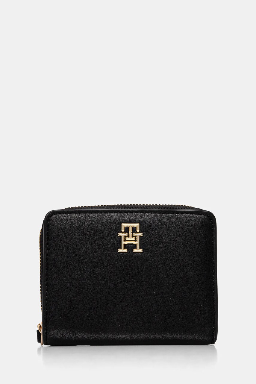 Levně Peněženka Tommy Hilfiger černá barva, AW0AW17408
