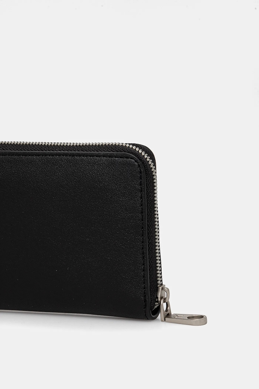 Кошелек Calvin Klein Jeans женский цвет чёрный LV04K1005G Кошелек Calvin Klein Jeans женский цвет чёрный LV04K1005G