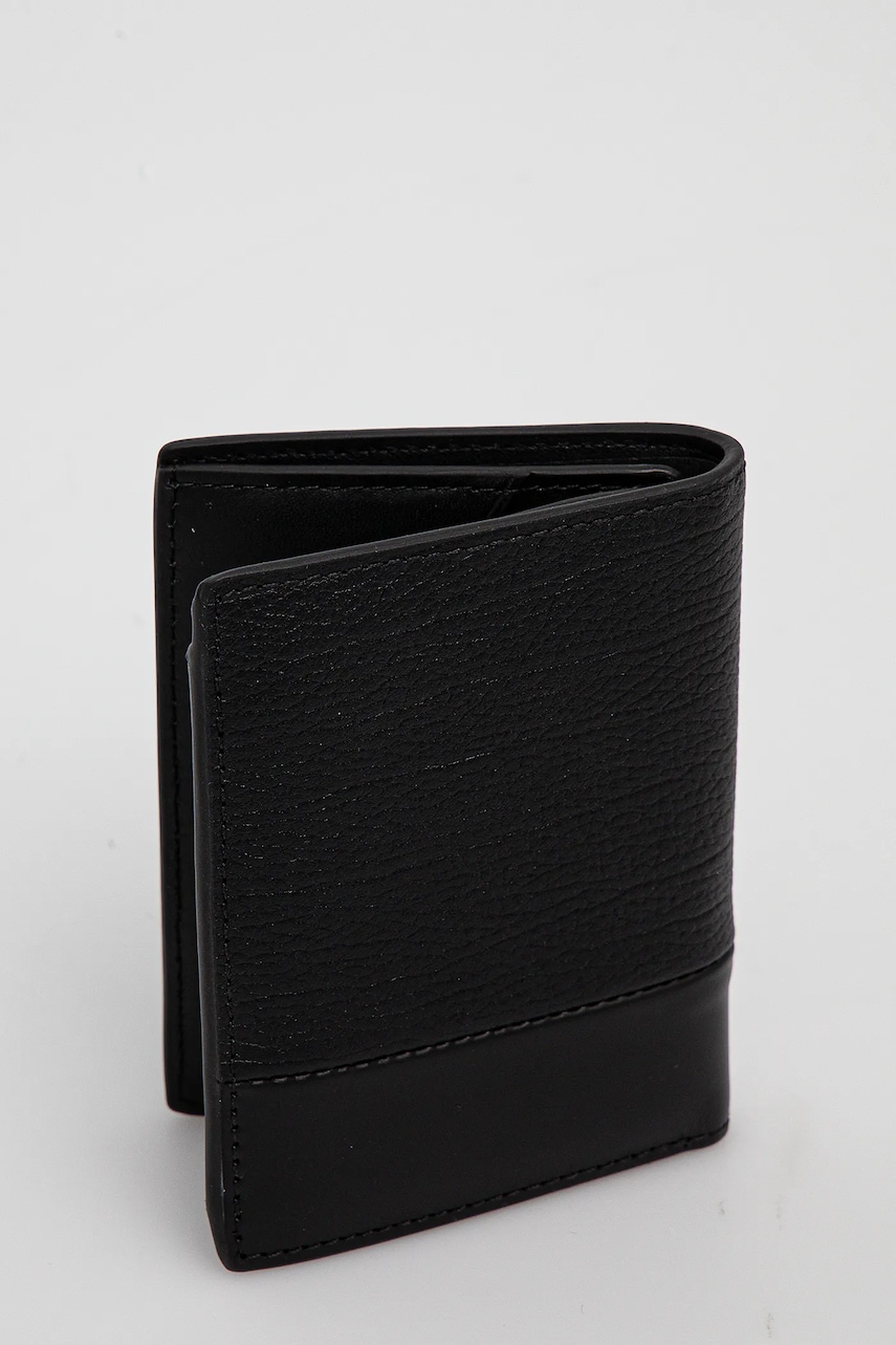 Кожаный кошелек Calvin Klein мужской цвет чёрный K50K512864 Кожаный кошелек Calvin Klein мужской цвет чёрный K50K512864