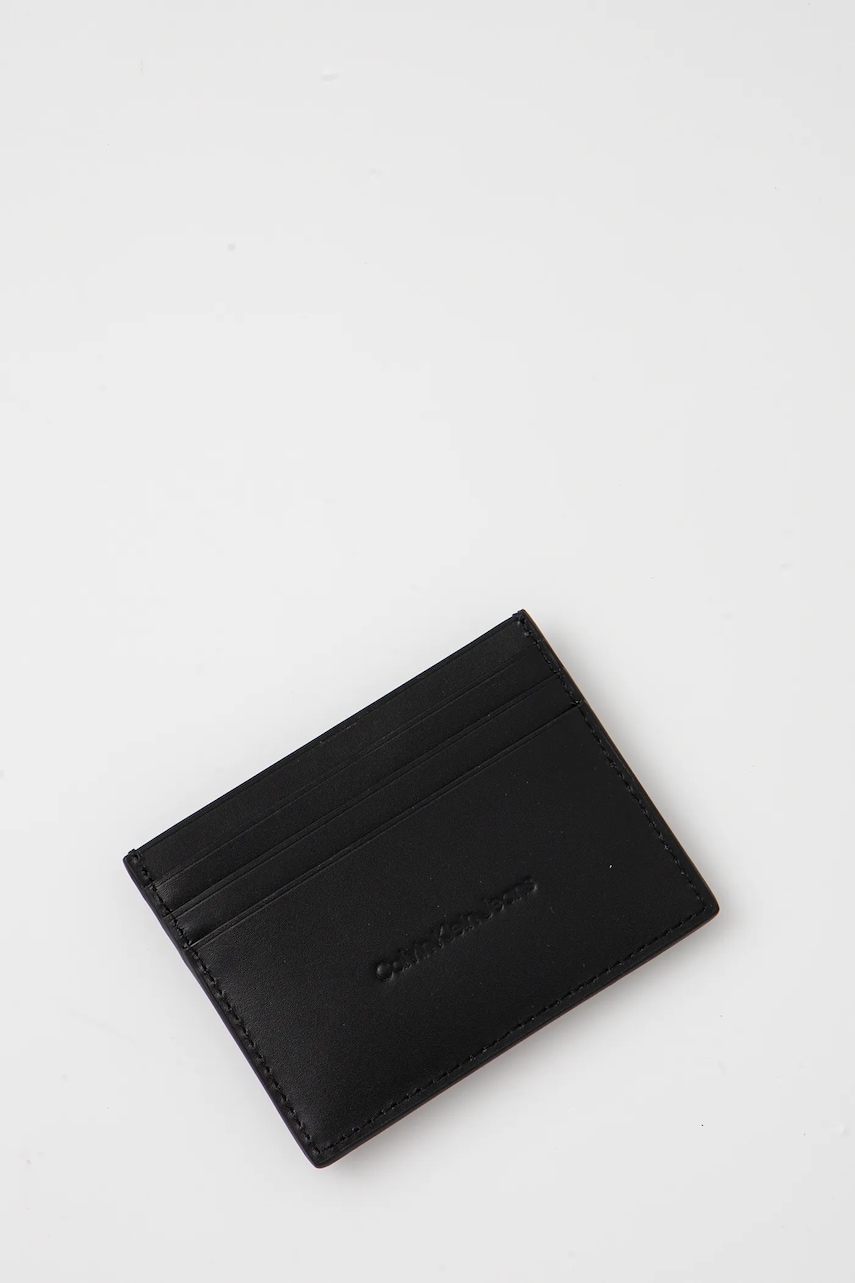 Кожаный чехол на карты Calvin Klein Jeans цвет чёрный LV04G1031G Кожаный чехол на карты Calvin Klein Jeans цвет чёрный LV04G1031G