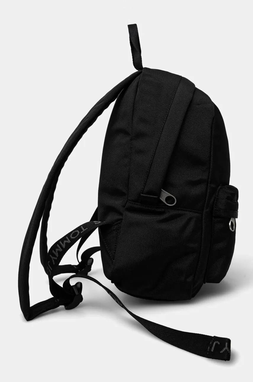 Рюкзак Tommy Jeans женский цвет чёрный маленький однотонный AW0AW16963 Рюкзак Tommy Jeans женский цвет чёрный маленький однотонный AW0AW16963