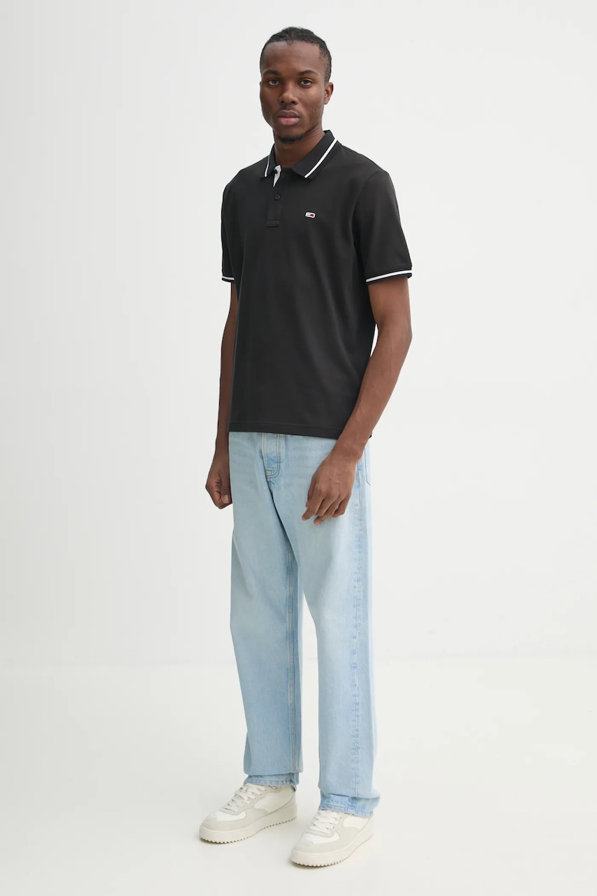 Хлопковое поло Tommy Jeans цвет чёрный однотонное DM0DM20745 Хлопковое поло Tommy Jeans цвет чёрный однотонное DM0DM20745