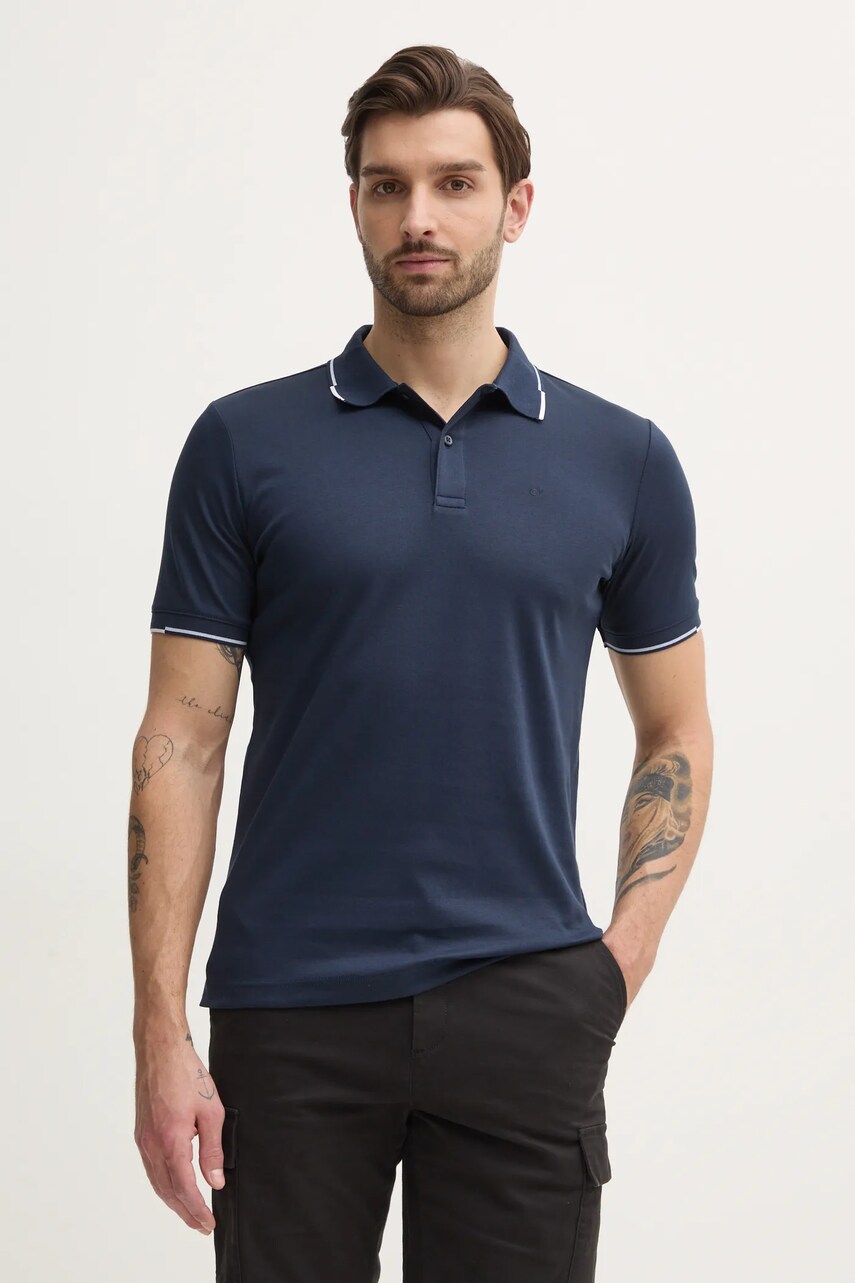Levně Bavlněné polo tričko Calvin Klein tmavomodrá barva, K10K114130