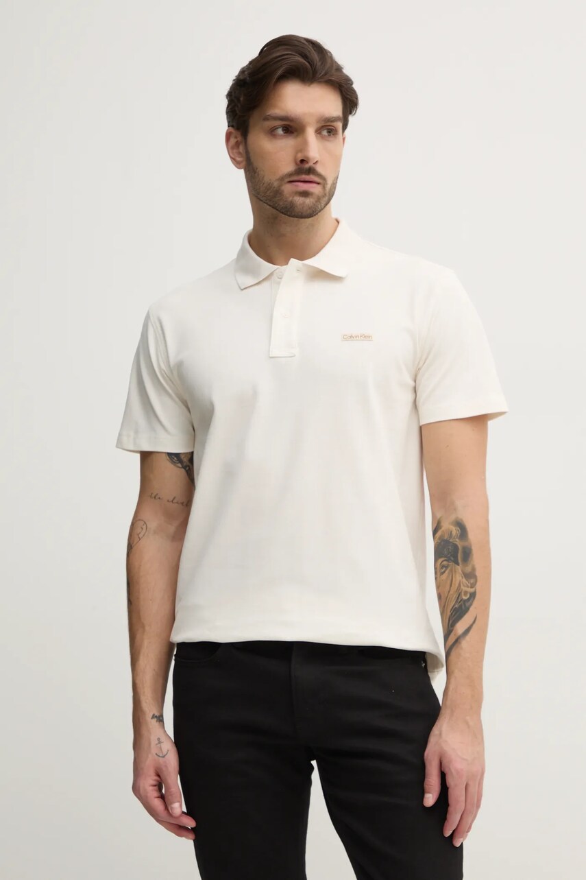 Levně Polo tričko Calvin Klein Jeans béžová barva, J30J327534